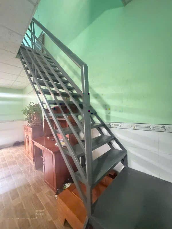 Bán nhà trung tâm kp2 phường trảng dài 1 trệt 1 gác 8m2 đường 5m