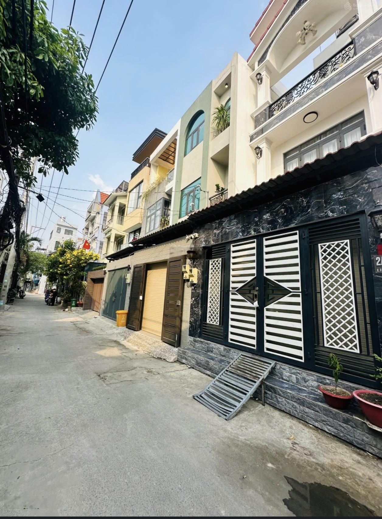 Nhà 3 tầng ở ngay Phạm Văn Đồng Linh Đông, Thủ Đức, 7,1 tỷ VND, 54,4 m2, giá cực chất