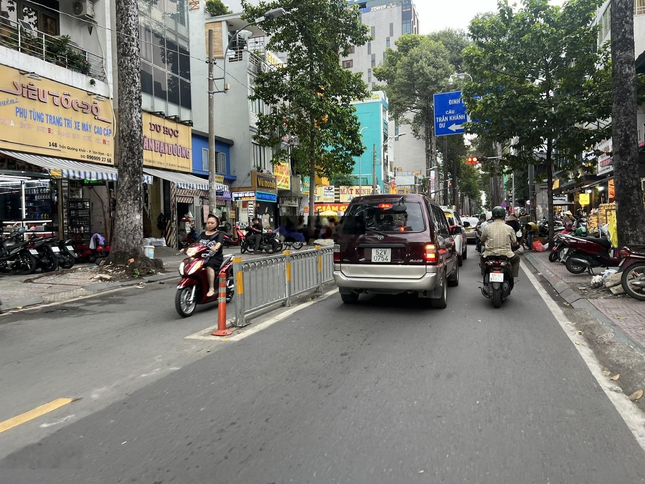 Bán nhà MT 146B Trần Quang Khải, 5.5x4, 1 lầu, gần chợ Tân Định, 11.5 tỷ