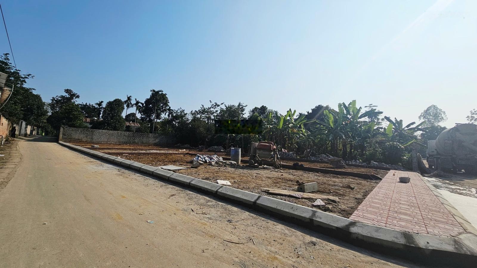 Bán lô đất 91m2 đường oto tránh nhau tại Đông Sơn- Phú Nghĩa giá 2,9 tỉ