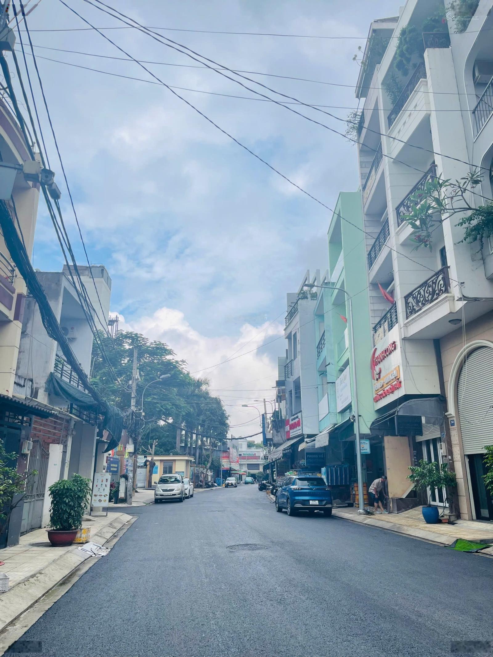 Bán nhà mặt tiền thành công (4x18m) 1 lầu, giá 11.5 tỷ quận tân phú