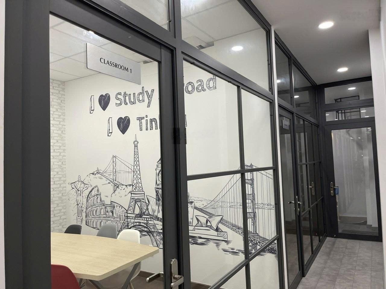 Bán tòa nhà MT Nguyễn Kiệm P9 Phú Nhuận, DT 5.1x40m CN 152.2m², Hầm 8 tầng, giá 62 tỷ