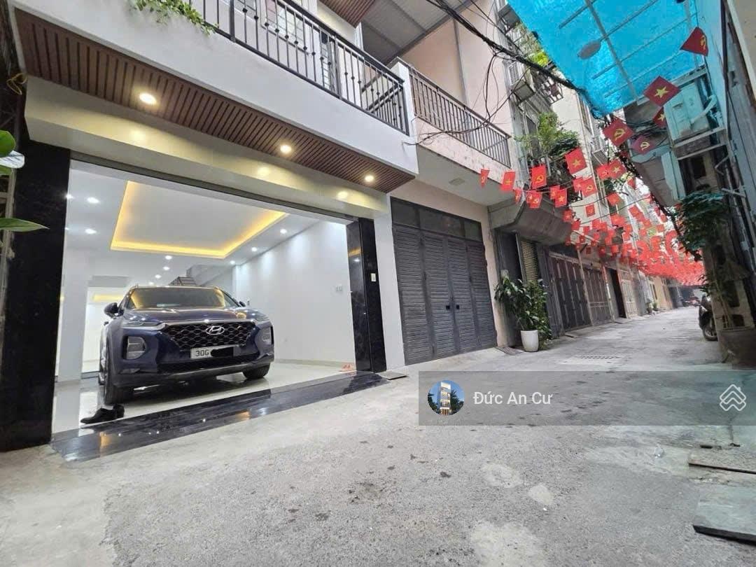 VIP Thanh Xuân bán nhà 53m2 ô tô vào nhà, phân lô quân đội an ninh tuyệt đối