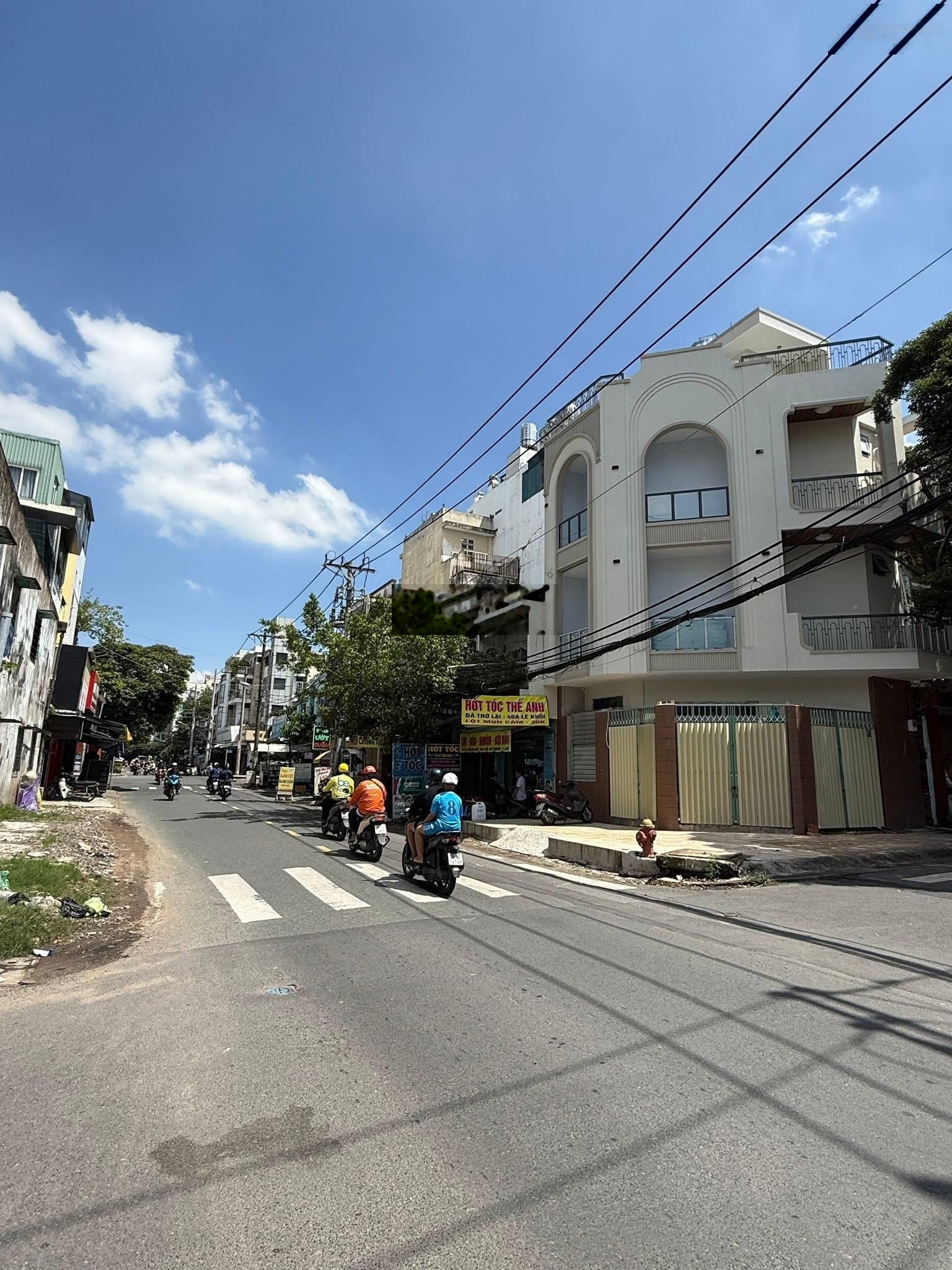 Bán nhà góc 2MT 38 Lê Khôi 6.5x6.5m - 2 lầu ST - 8.79 tỷ