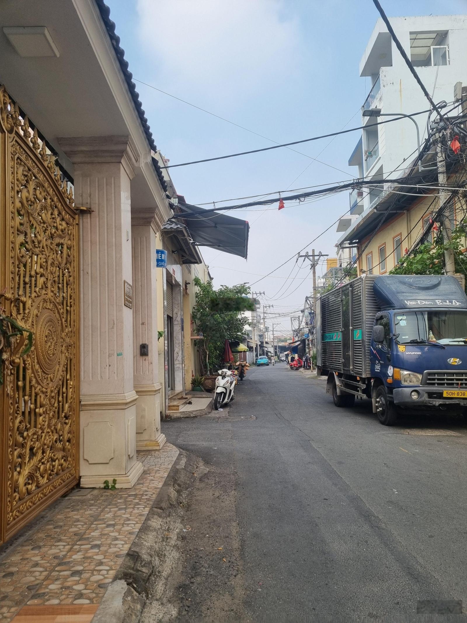 Nhà bán đ hoàng xuân hoành- sát q 11, đầm sen- 1 sẹc- 60 m2- 4 tầng btct- chỉ 6,x tỷ