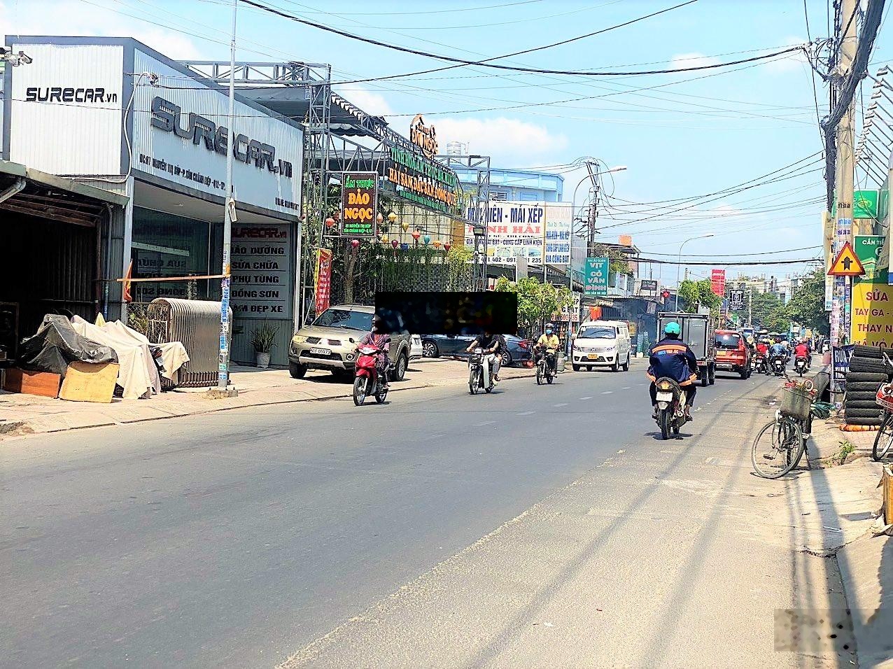 Bán nhà mặt phố Nguyễn Thị Búp, DT: 5.2m x 24m. Vị trí kinh doanh Giá: 9.6 tỷ