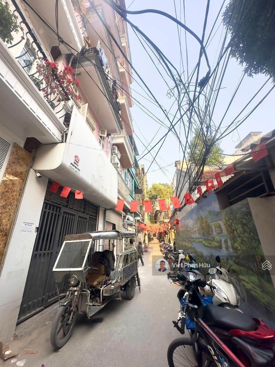 Nhà đẹp Hoàng Hoa Thám nhỉnh 9 tỷ 46m2*4T, 2 thoáng ngõ thông gần phố, full công năng sử dụng.