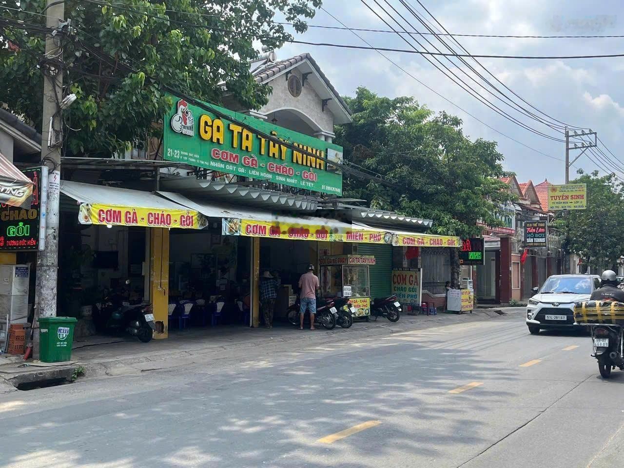 330 m2 giá 48 tỷ . bán gấp biệt thự lớn mt dương đức hiền q.tân phú.