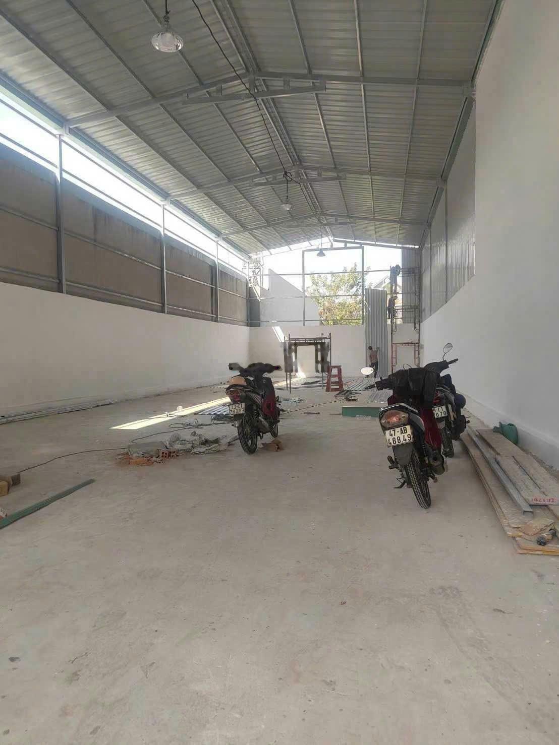 Cho thuê kho thành phố mới Bình Dương Diện tích 270m , có văn phòng