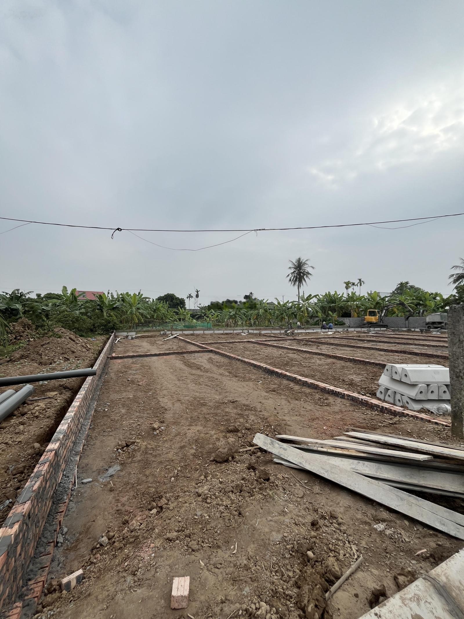 2 lô Quán Trang ngay gần đường Tỉnh lộ 301