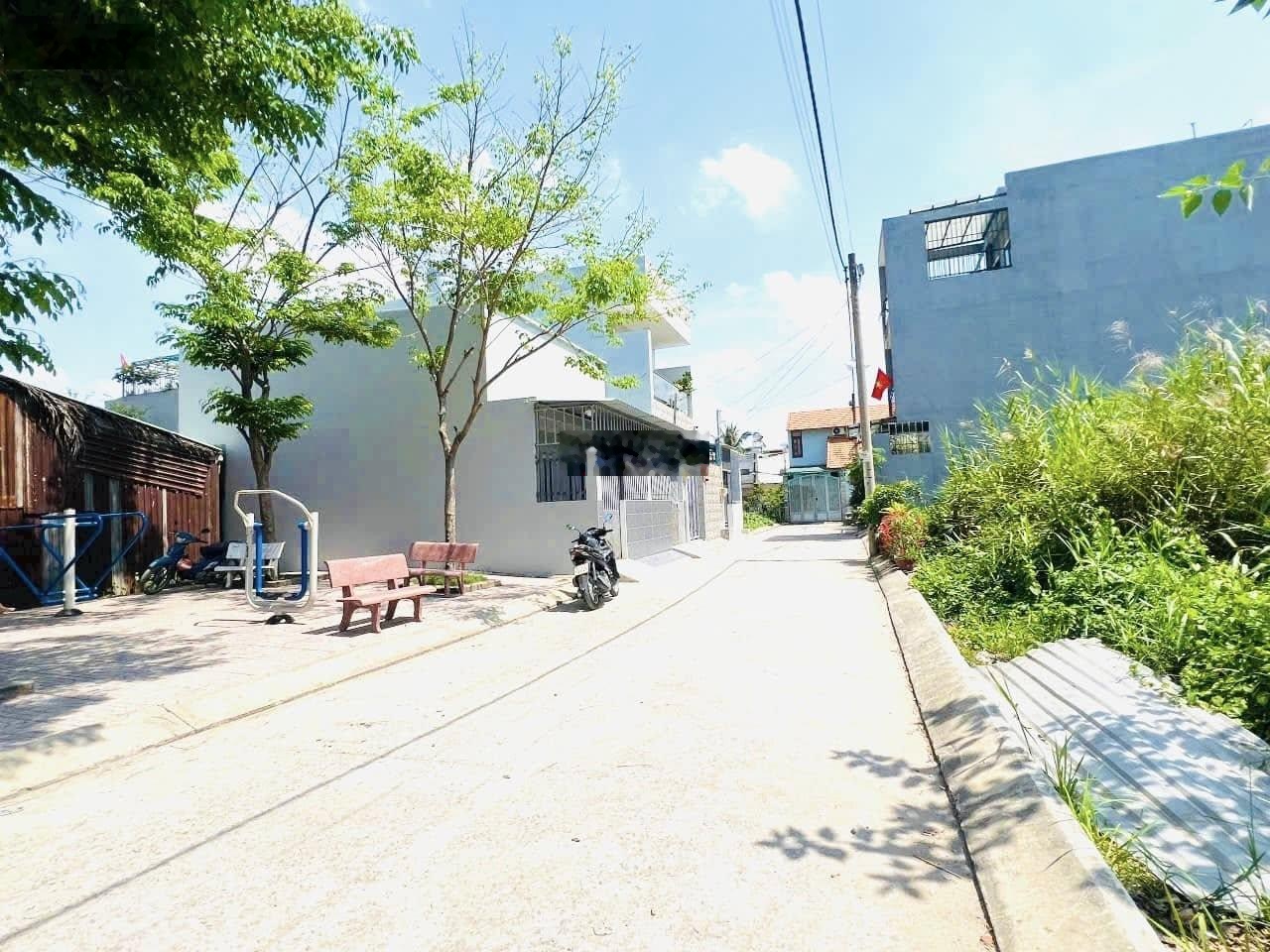 Nền đất đường 4 lò lu - 5,15 tỷ/105m2 ngang 8m