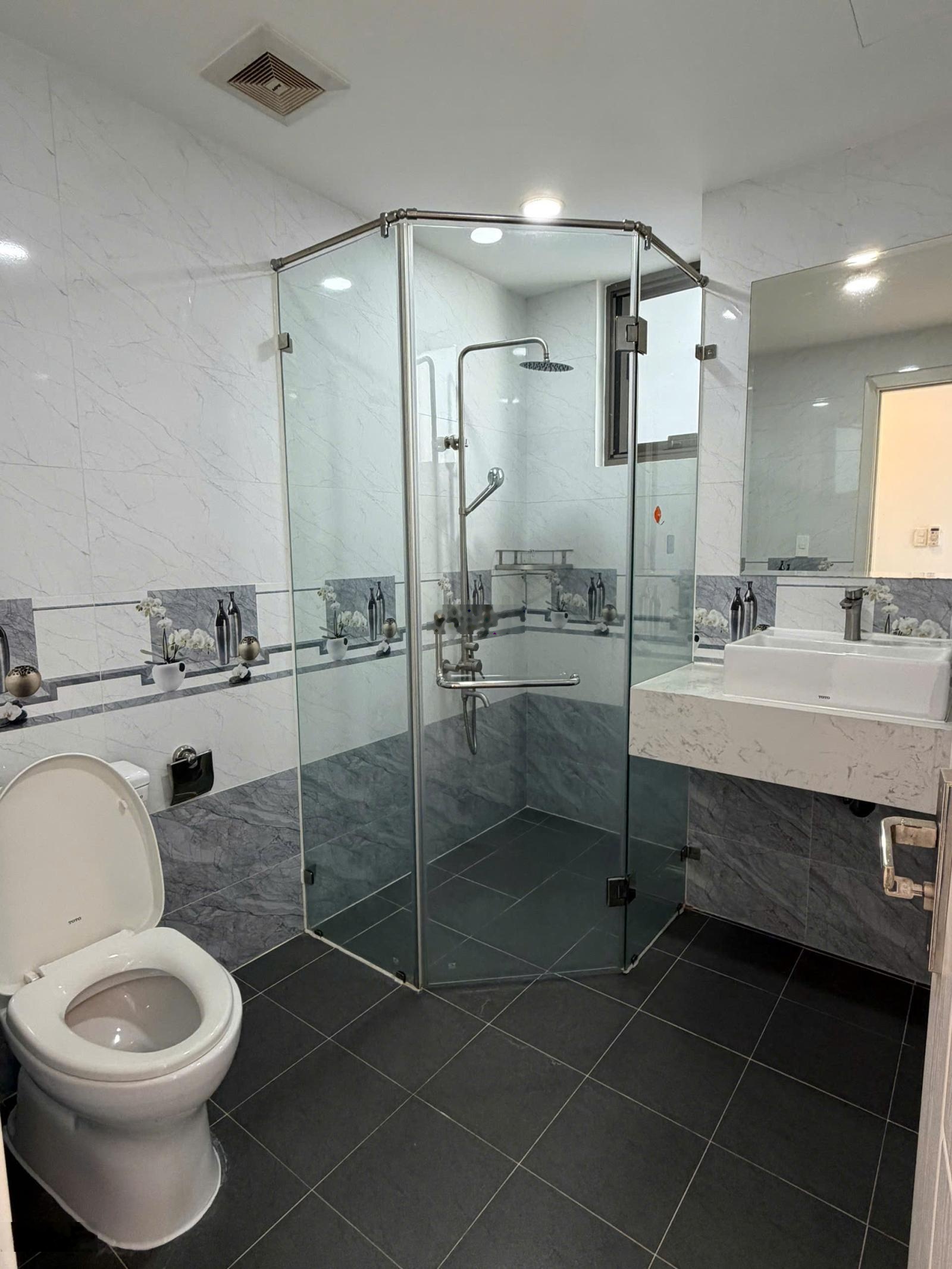 Cần bán nhanh Căn Hộ Saigon South Residences, Nhà Bè ,2PN 2WC 75m2 full nt như hình ,Bán 6.1ty