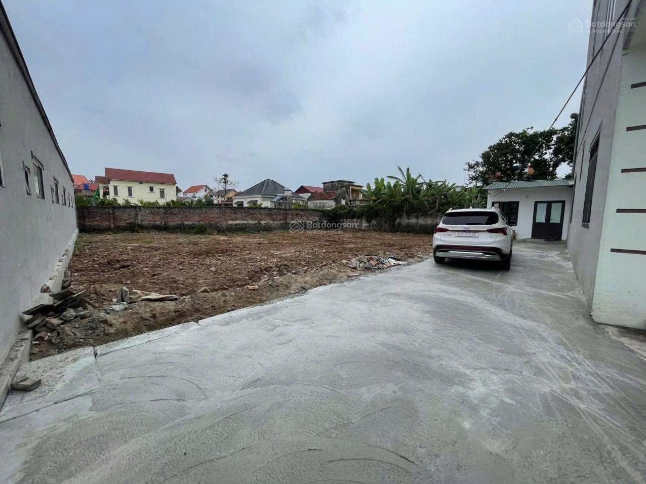 Bán 71.7m2 đất Tân Tiến, cạnh ĐH Bách Khoa, ngõ ô tô, giá 2.5 tỷ. LH: 0392295444