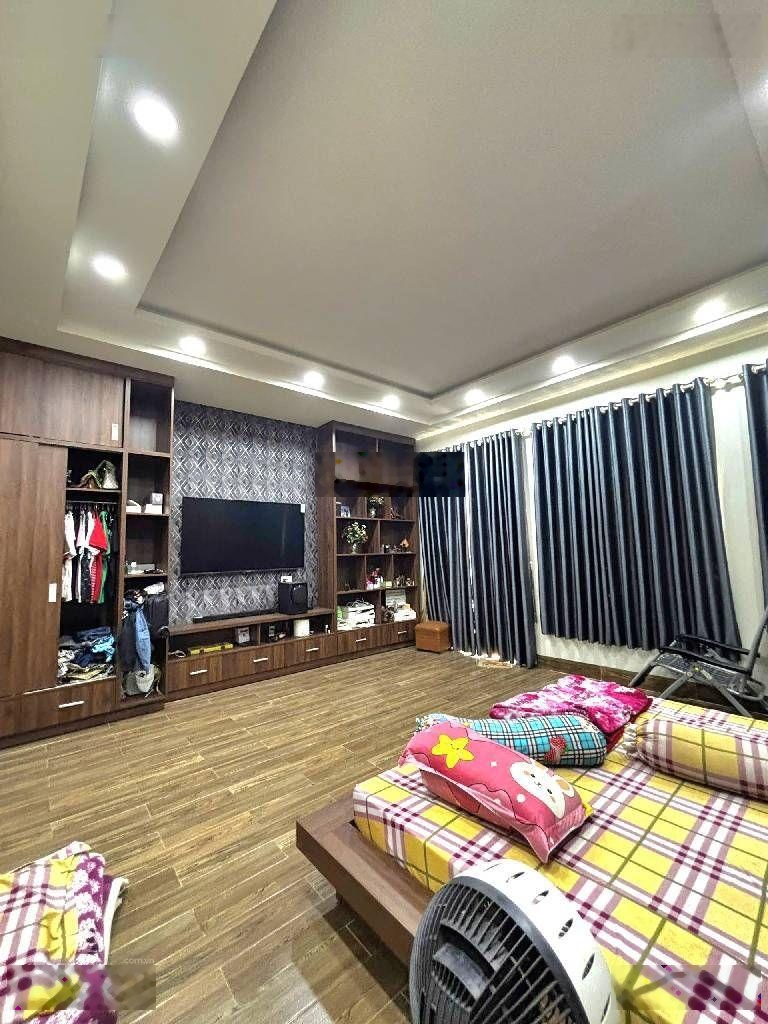 6tỷ850- 50m2-5pn-5wc- hẻm xe hơi phường bình phú q6.