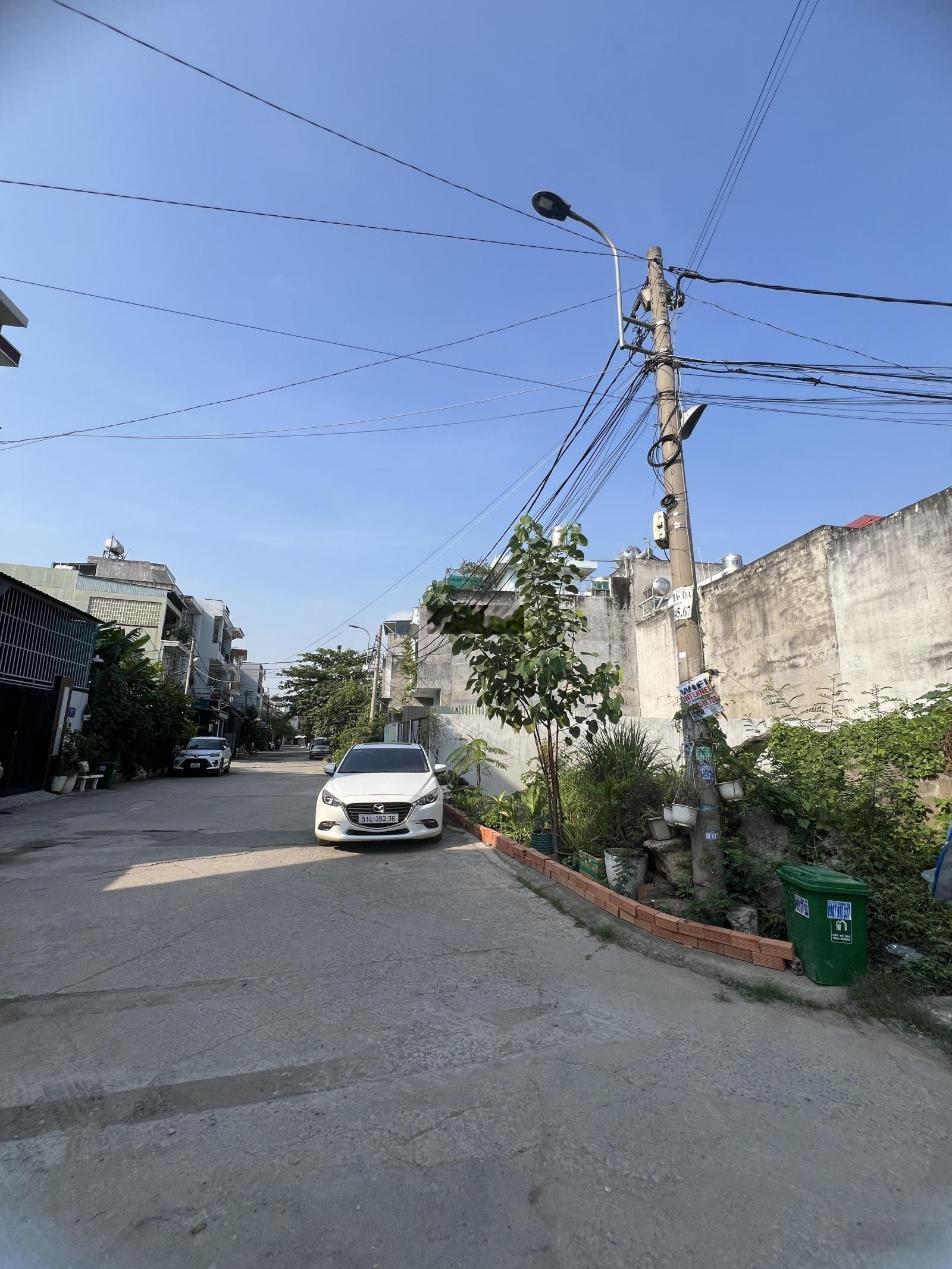 Đất đẹp ngang 8m - xây dựng 6 tầng - ngay vincom lê văn việt - 8.59 tỷ - lh: 0777333979