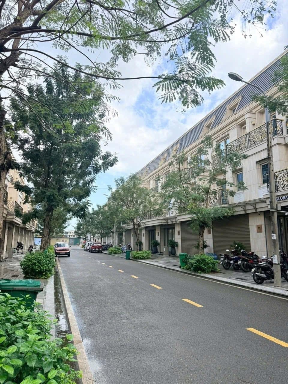 Bán nhà 4 tầng MT 7m5 Nguyễn Lộ Trạch - Hải Châu , ngang 6m ngay TTTP , Gọi Tuyết