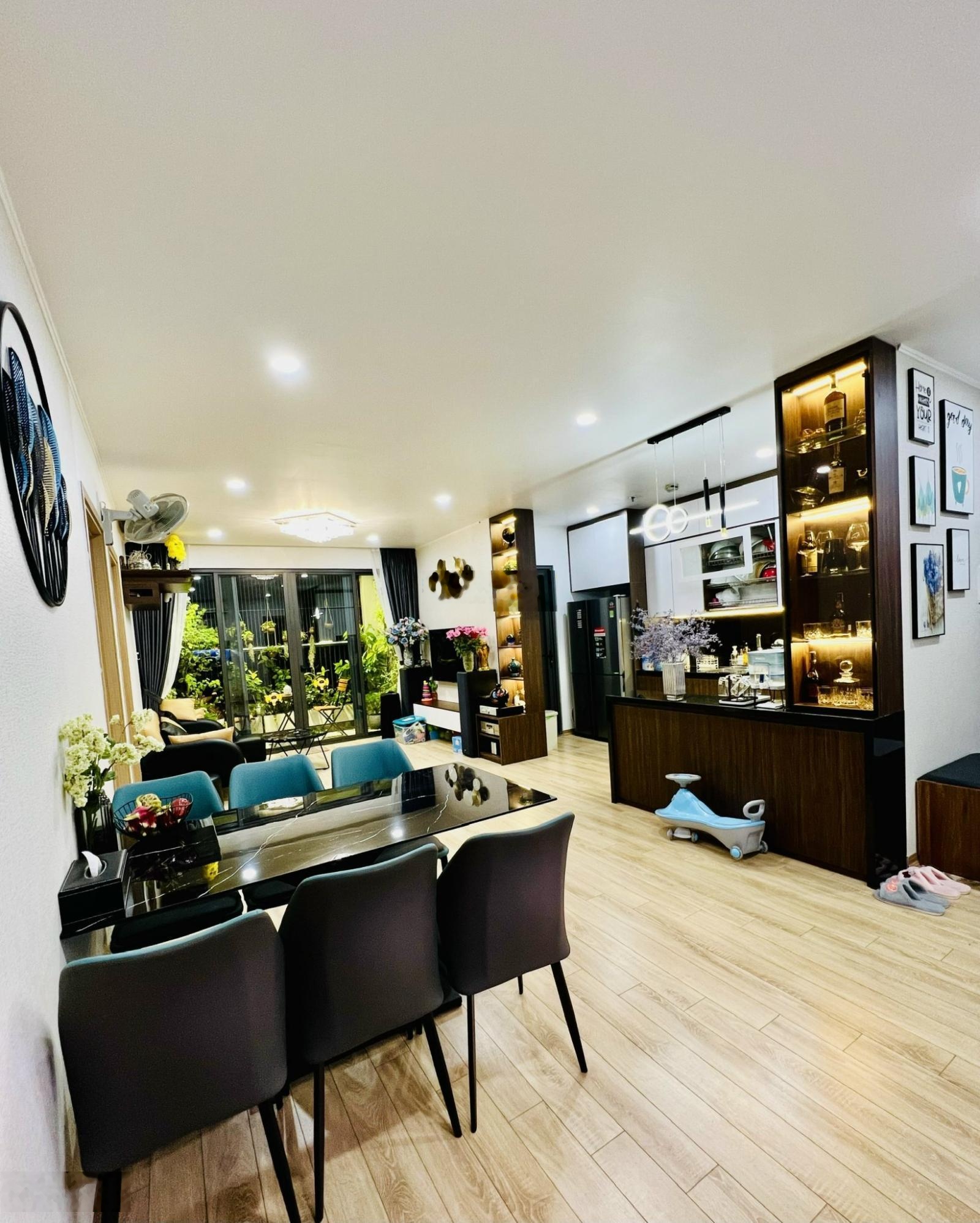 Bán CC tại C37 Bộ Công An - Bắc Hà Tower, 7 tỷ, 82m2, 3PN, 2WC, full nội thất có đàm giá