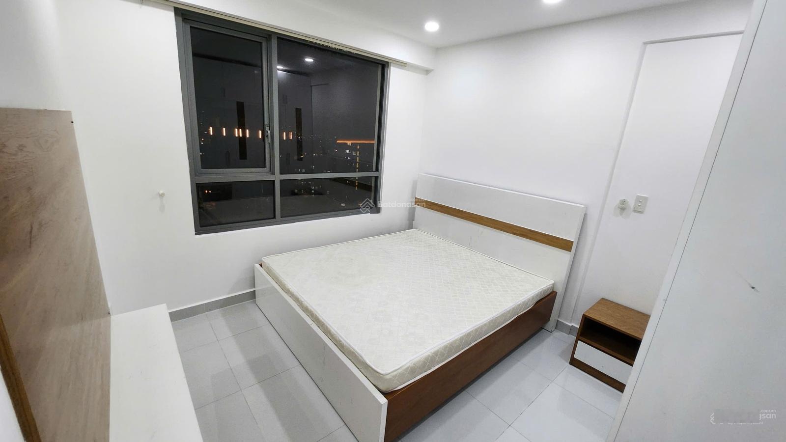 Bán căn hộ The Gold View Quận 4, tháp B, tầng cao, 81m2 2PN, giá chỉ 8.3 tỷ, LH: 0911556880 Mr Tuấn