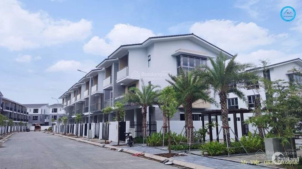 chính chủ cần bán căn nhà liền kề