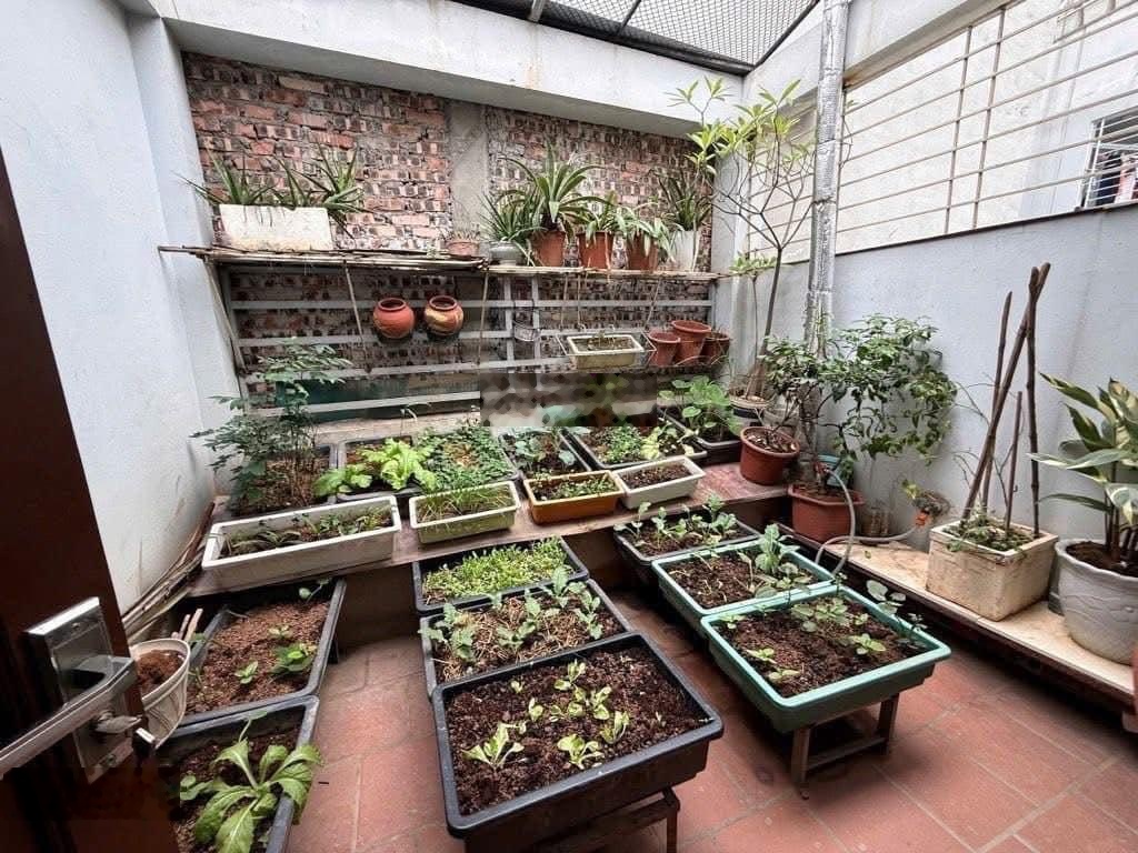 Bán nhà văn cao 57m2 - 5 tầng - nhà dân xây - cực gần ô tô - 2 thoáng - ở ngay