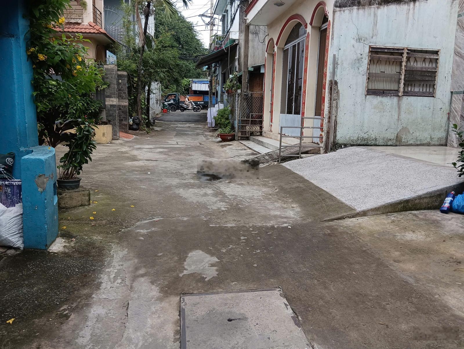 Nhà đẹp 4 tỷ 2 tầng 3pn đường số 5 linh xuân, tặng full nội thất, hẻm xe hơi thông