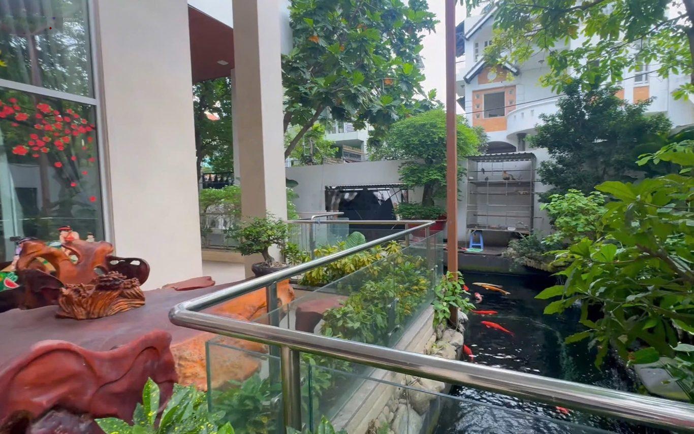 Xuất cảnh bán gấp - Bán biệt thự căn góc Cách Mạng Tháng 8 430.5m² 4 tầng - 90 tỷ