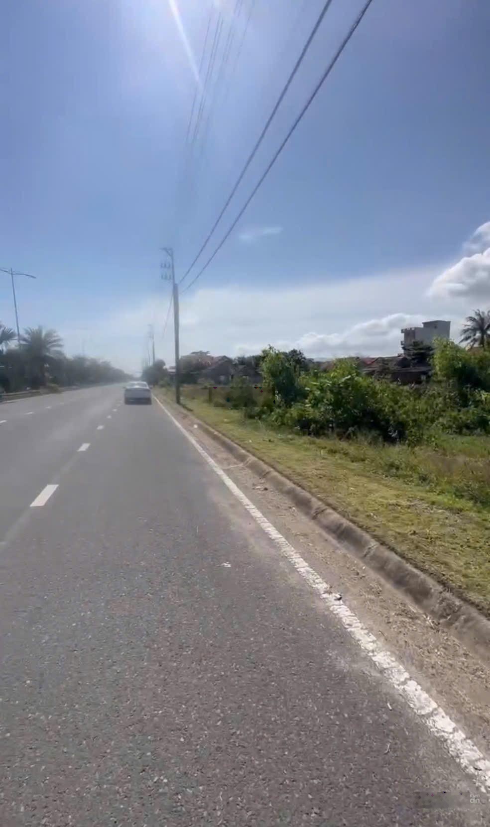 Chính chủ cần bán lô đất mặt tiền Hùng Vương địa chỉ: Khu Phố Phú Thọ, Phường Hoà Hiệp, Đắk Lắk