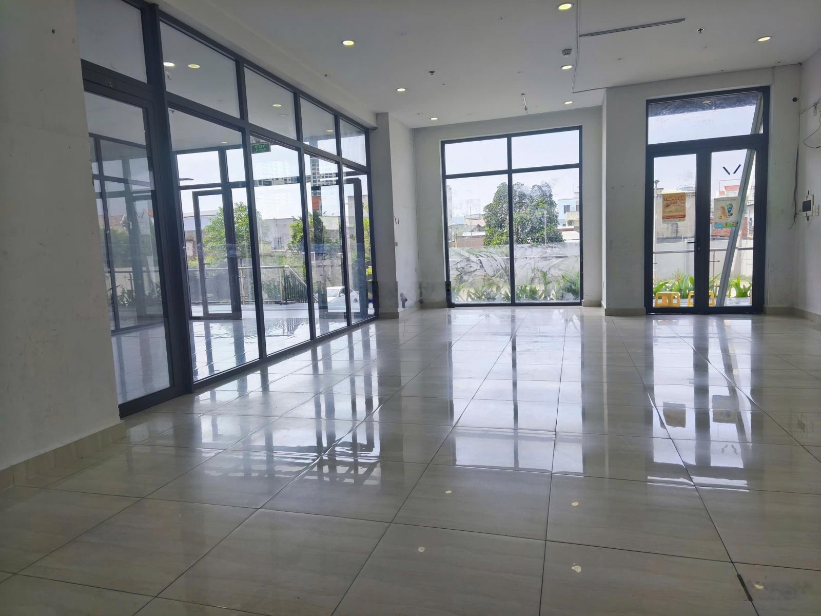 Bán shophouse Bcons - HCM sổ hồng lâu dài