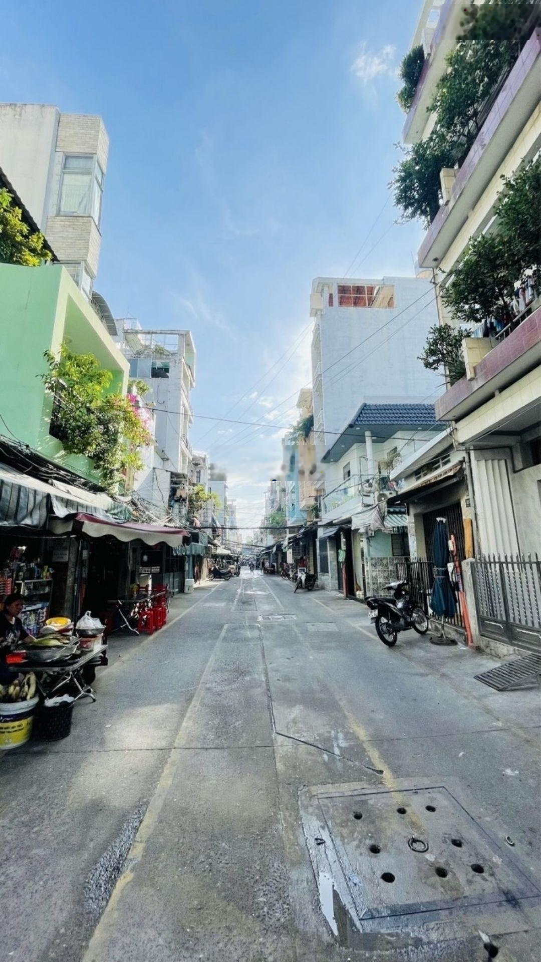 Trung tâm q3 - đường nhựa 10m - k.doanh sầm uất - 5 tầng - 9 t ỉ