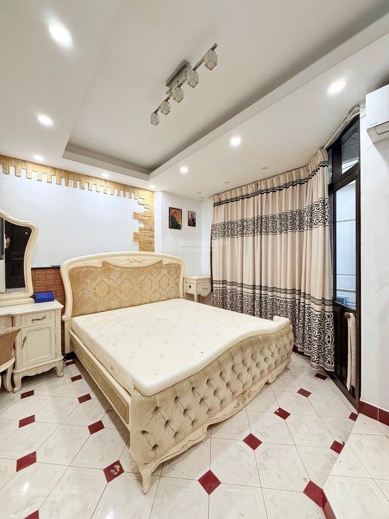 Nhà Nguyễn Thị Minh Khai Bến Thành, Q. 1 | 4 lầu BTCT | khai thác Airbnb 80 - 100tr/tháng