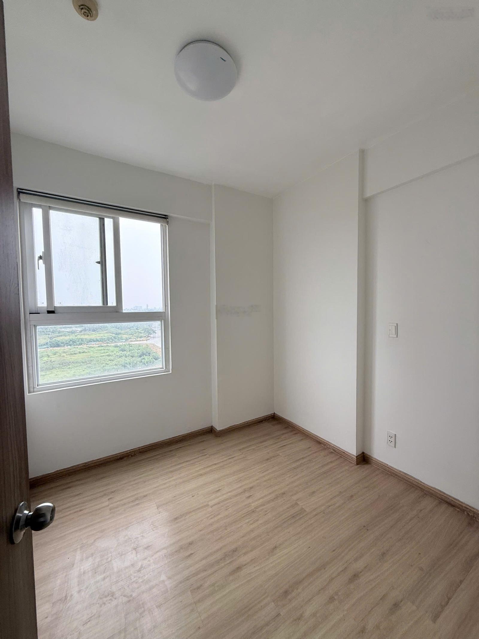 Chính chủ bán căn góc 2PN, 2WC tầng thấp | Nhà mới 100% View thoáng siêu đẹp