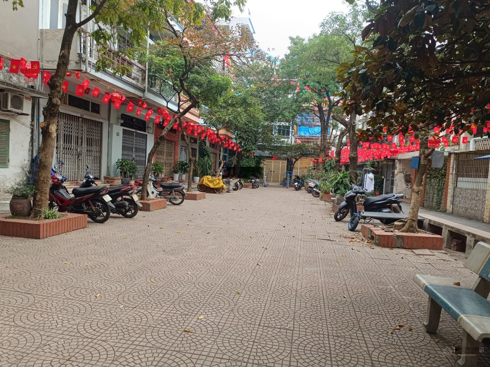 Bán gấp nhà đẹp văn quán - 40m2, 4 tầng ,căn góc - ô tô tránh view sân chơi giá hơn 11 tỷ