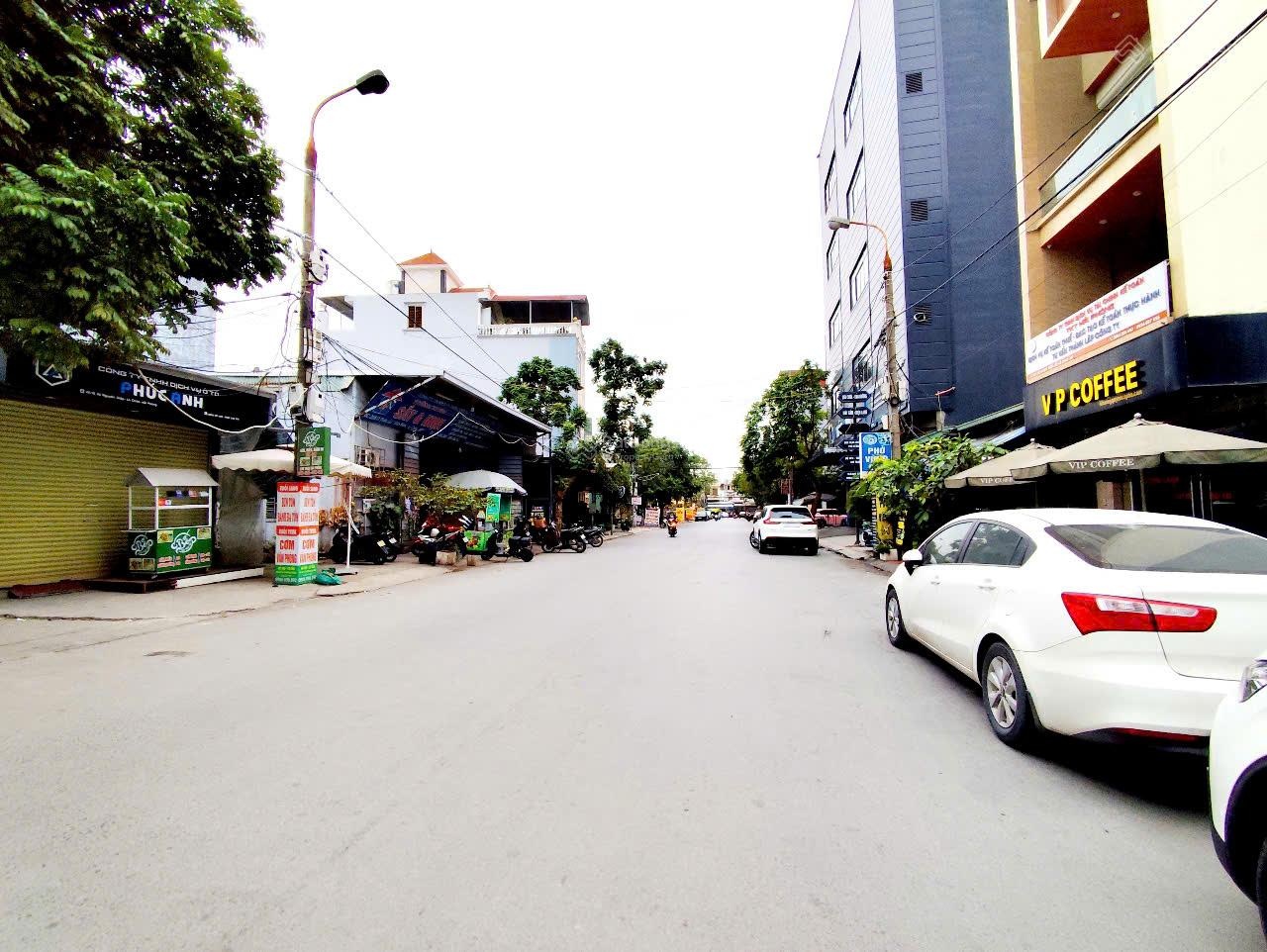 Nhà mặt đường 613 Thiên Lôi - Cafe 12h - 120m - mặt tiền 5m -vị trí đỉnh cao