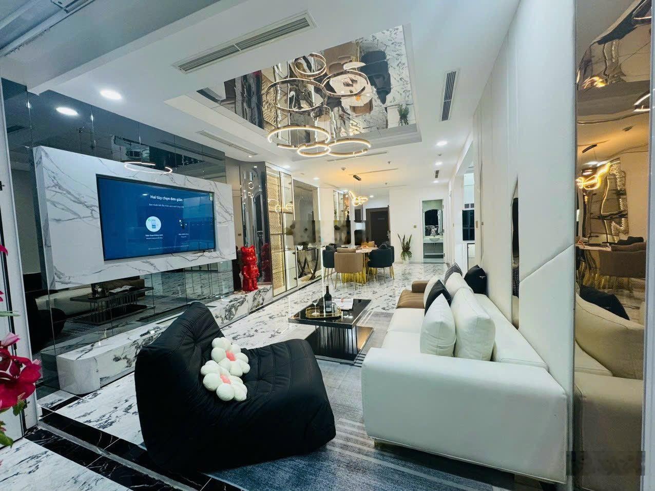 Bán căn 3PN Full nội thất, 95m2, giá 11.9 tỷ, tại Vinhomes Central Park