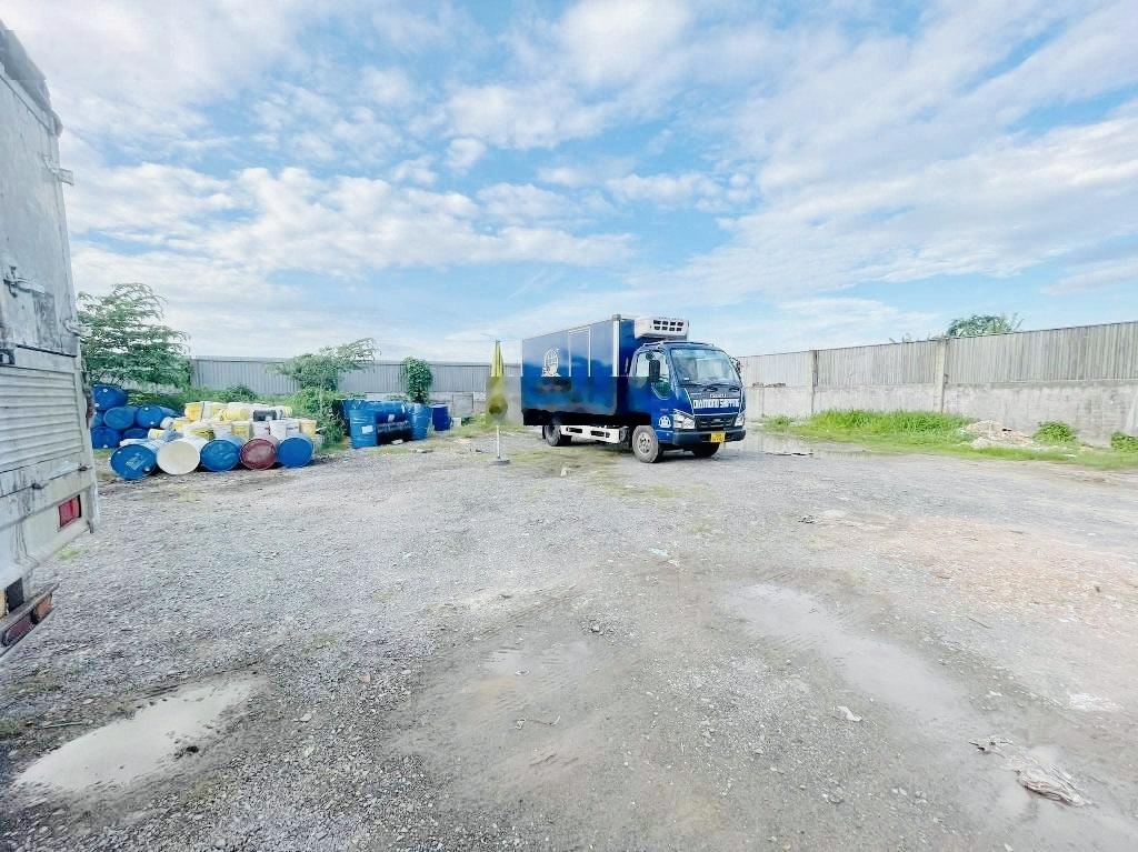 Đất Hóc Môn 1700m2, gần Nguyễn Văn Bứa, Phan Văn Khải, Song Hành, Vinhomes, Chợ Đầu Mối, 1 đời chủ