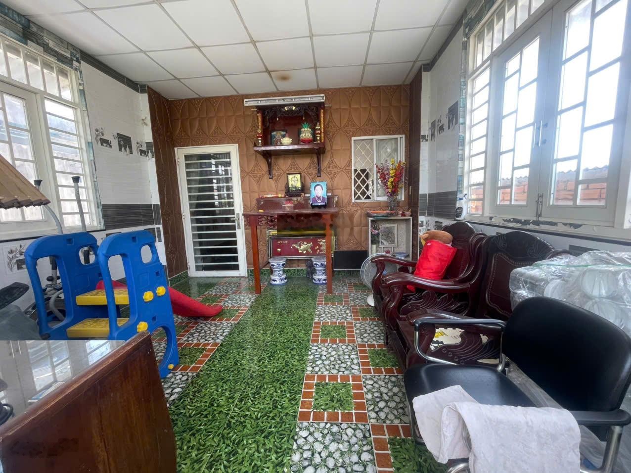 Nhà 2 tầng, ngang 6*30, DT 183m2 - Trung Mỹ Tây - Quận 12, chỉ 7,8tỷ