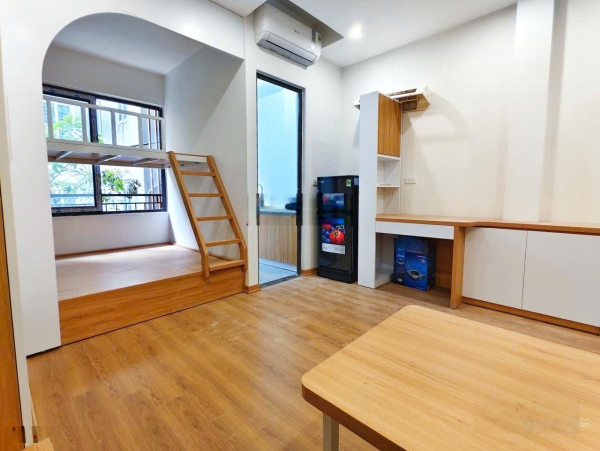 Toà CCMN Chùa Láng, xây mới, căn góc, 3 thoáng, tháy máy, PCCC đầy đủ, 18P KK, DT 1.2tỷ/ năm