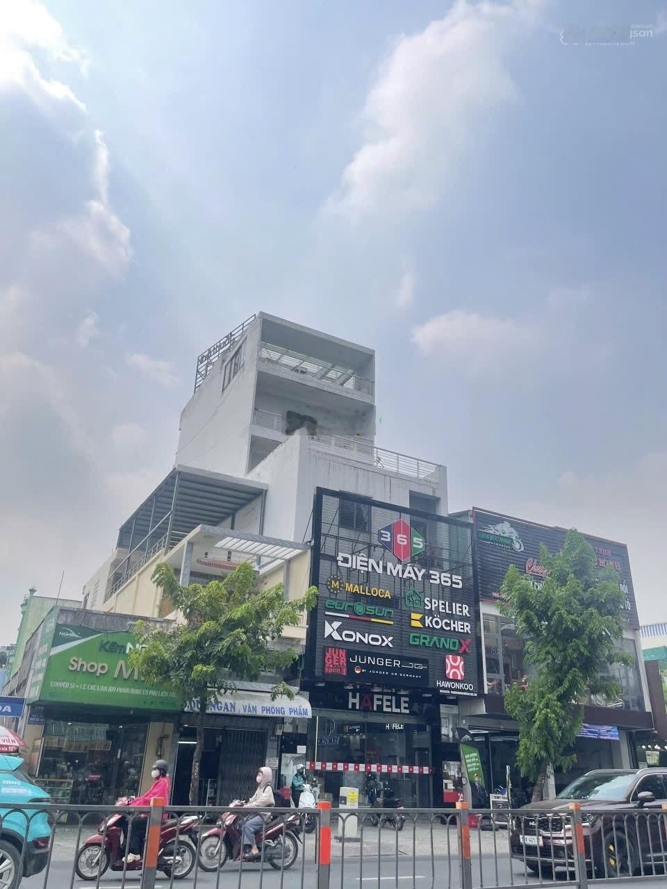 Siêu Phẩm Mặt Tiền Lũy Bán Bích, Tân Phú - DT: 5 X 30 - 5 Tầng - HĐT: 70 triệu/th - Giá: 33 Tỷ