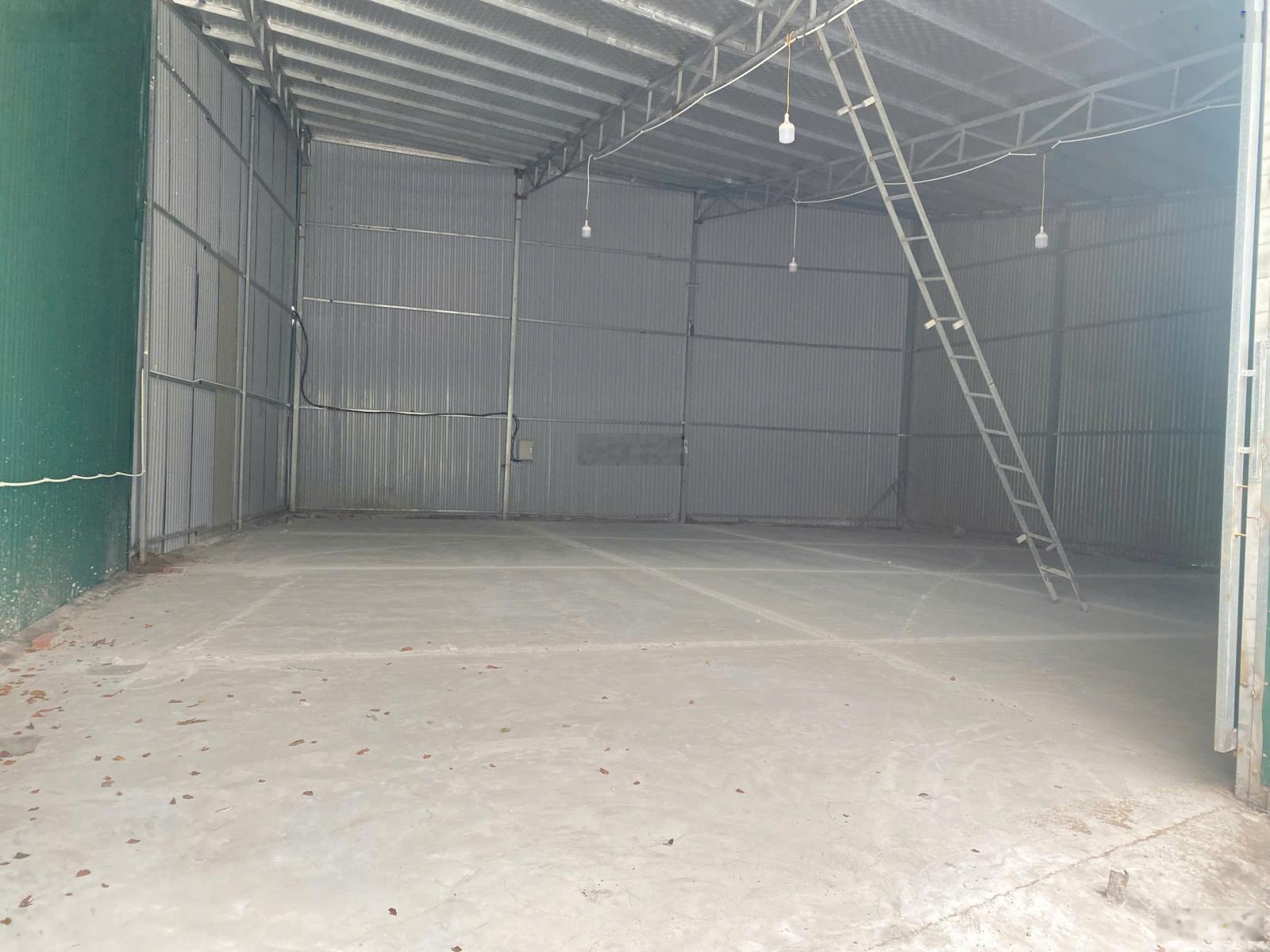 Cho thuê KHO XƯỞNG MỚI+ĐẸP 230m điện 3fa,xe 10 tấn đỗ cửa tại Đông Hội,Đông Anh,Hà Nội