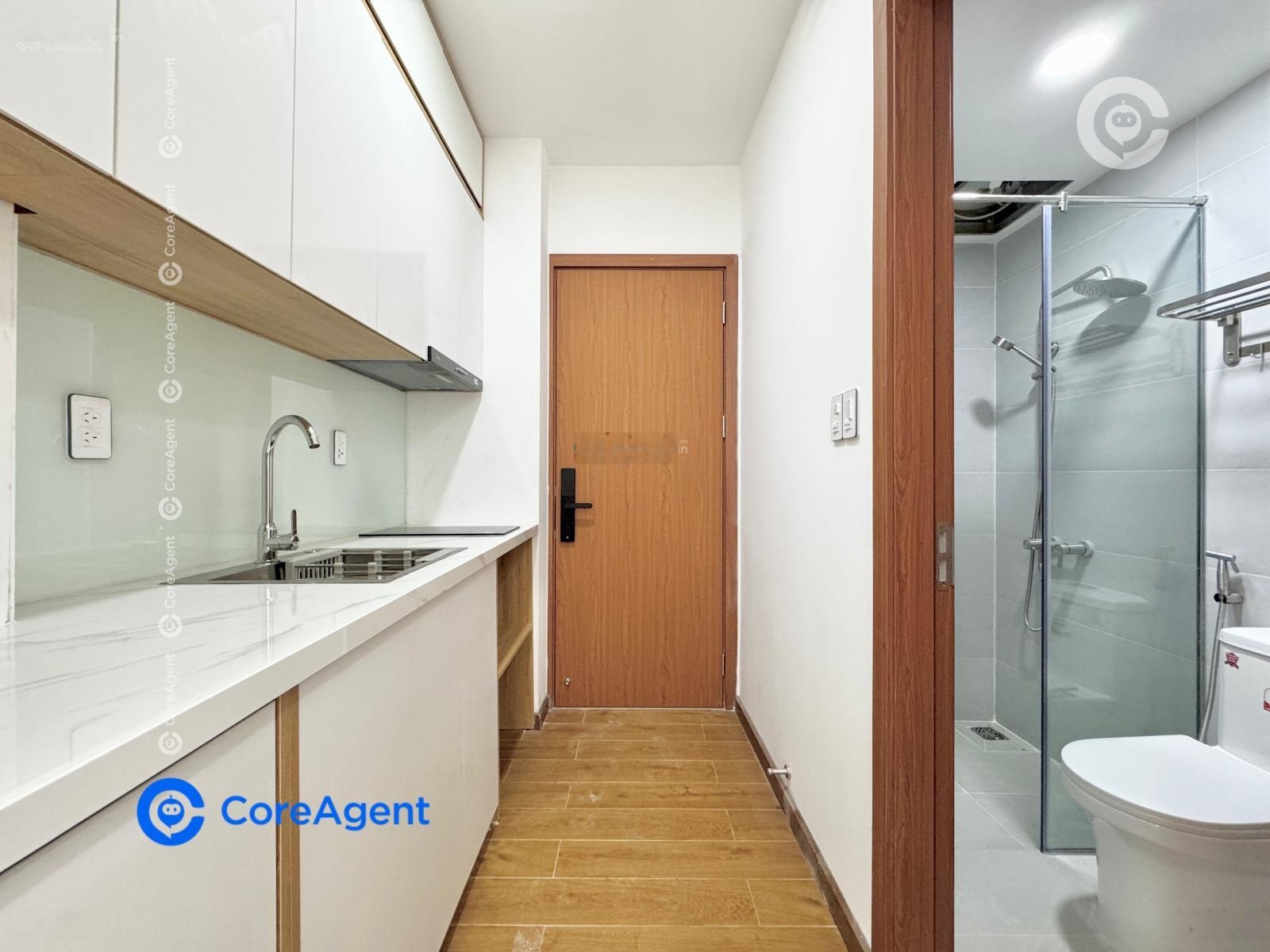 Ban công full nội thất - Đường Quang Trung - Lê Văn Việt - Ngã tư Thủ Đức