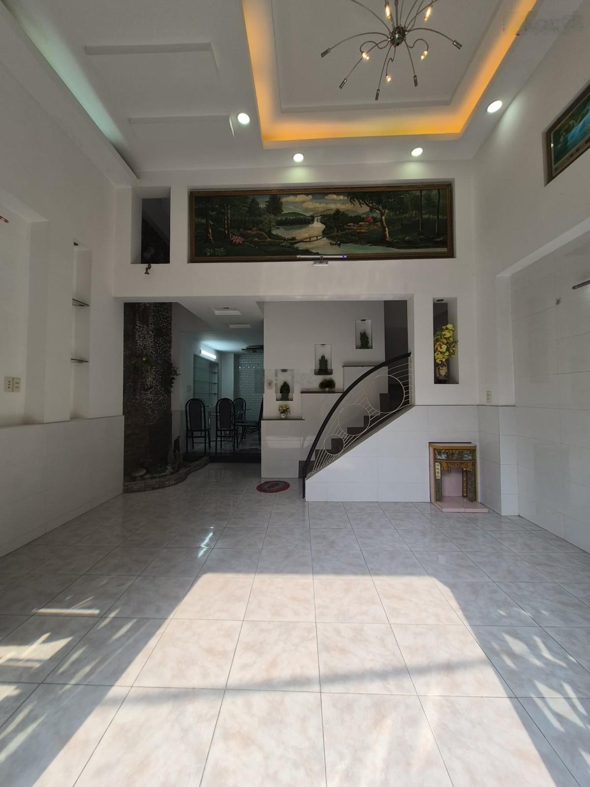 Cần Bán Nhà 4 Tầng, Ngang 5m, Hẻm 4.5m, Đường PHAN HUY ÍCH, 45m2, 6.5 Tỷ