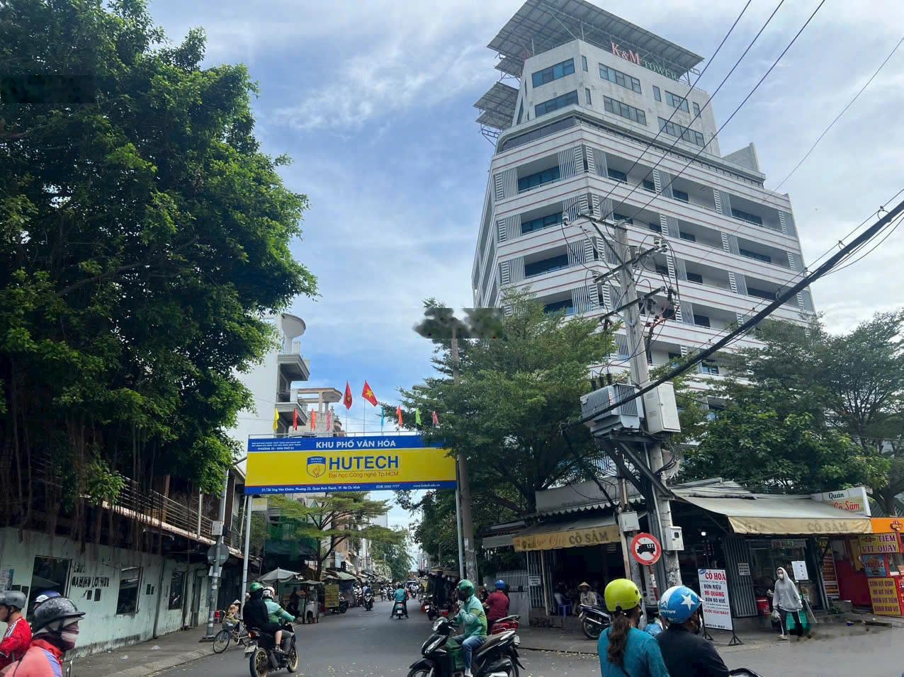 Giảm gấp 6 tỷ siêu phẩm góc 2 mặt tiền nguyễn gia trí (d2) có hầm, hđ thuê 70tr giá 33 tỷ