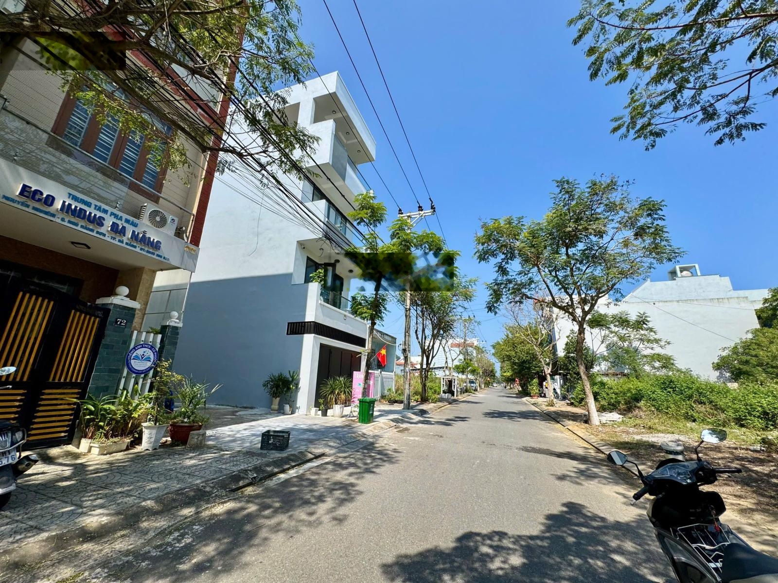 Bán nhanh cặp đất đẹp 200m2 đường Nguyễn Nghiễm sát Trường Sa, gần bãi tắm Non Nước