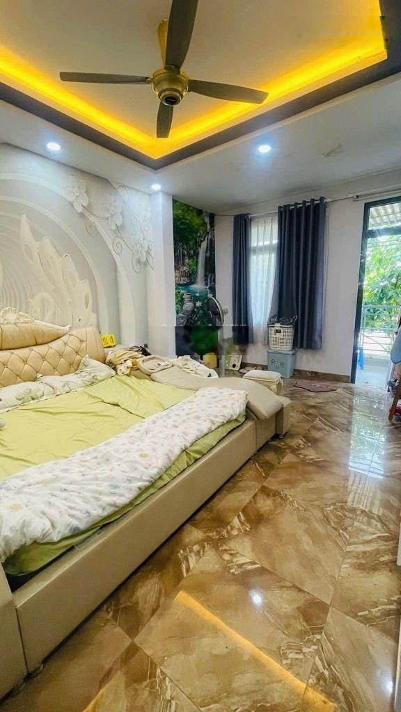 Ngộp nhà 3 tầng 56.2m2 ngang 4 vuông a4- đường 12- p. trường thạnh- chỉ 5.1 tỷ thiện chí