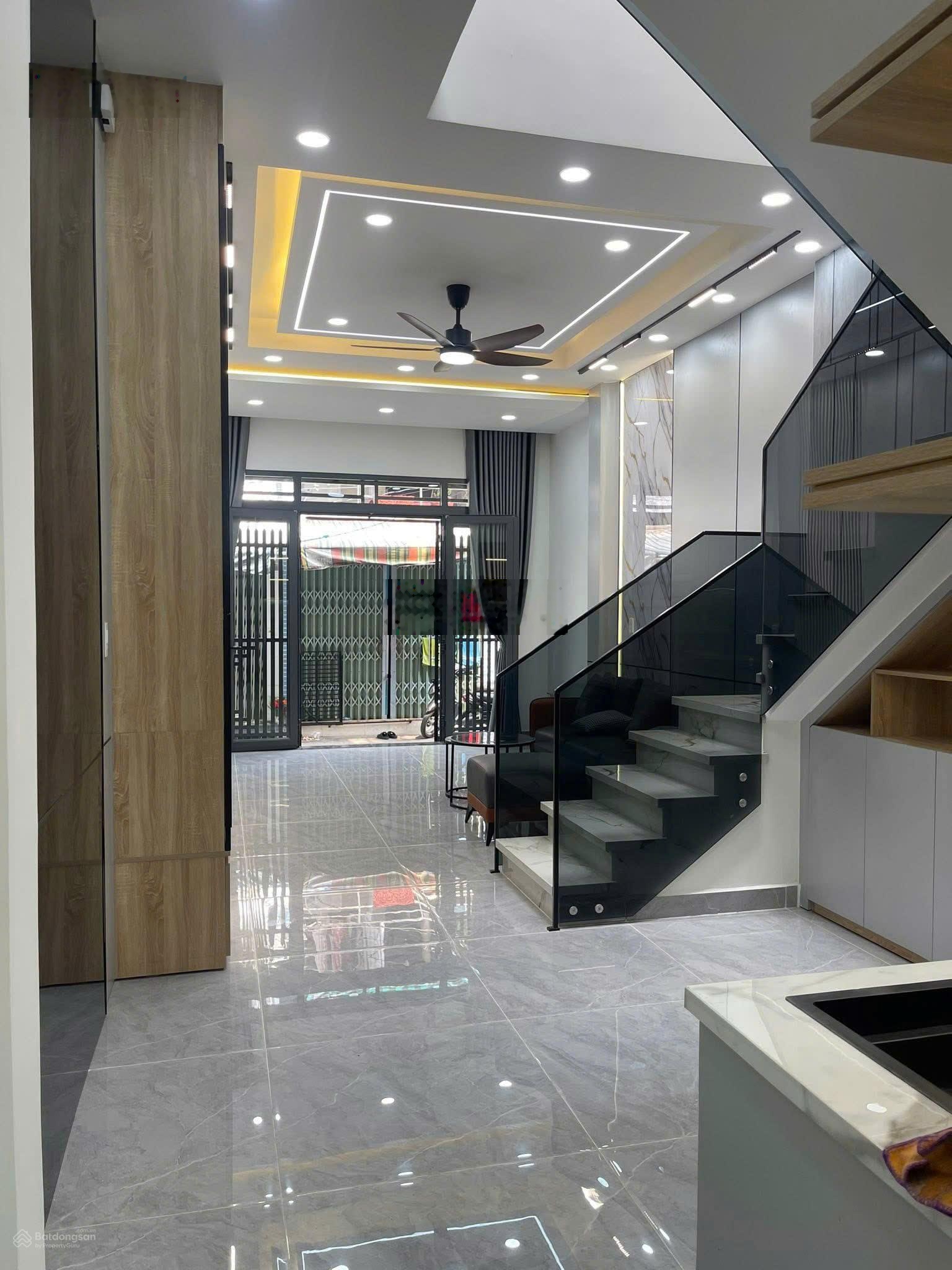 Nhà 4 tầng Phan Văn Trị, P10 Gò Vấp. Ngay KDC Cityland. 117m2, hẻm nhựa xe hơi vào nhà. Giá 9tỷ9