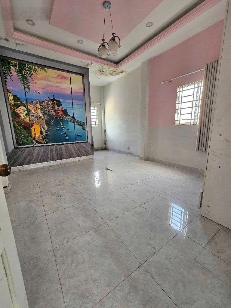 Bán nhà 4 tầng, Lâm Văn Bền. 63m2, HXH thông, 4 phòng ngủ - Giá 9.x tỷ