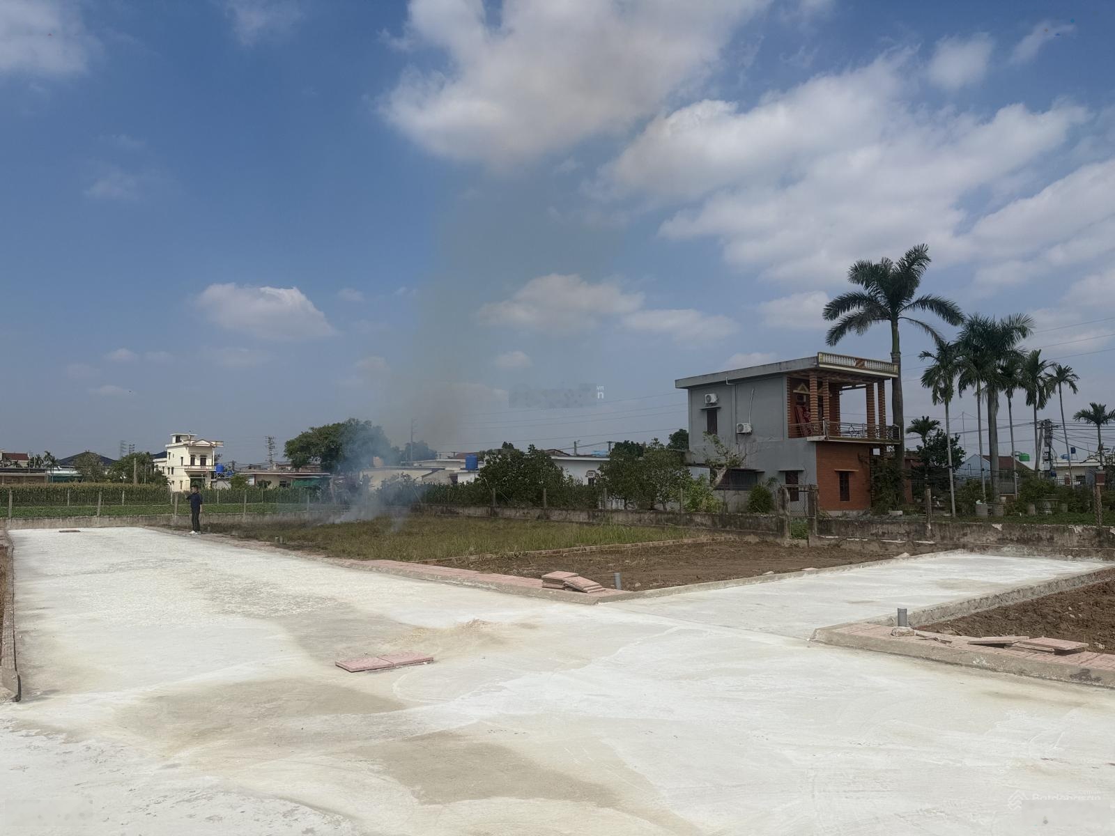 Đất đẹp sát đại học FPT sẵn sổ sang tên