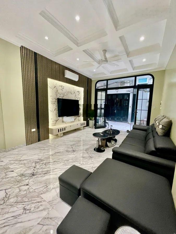 Trung tâm Ba Đình khu phân lô cán bộ, nhà cực hiếm 6 tầng thang máy, xây mới, hoàn thiện tỉ mỉ