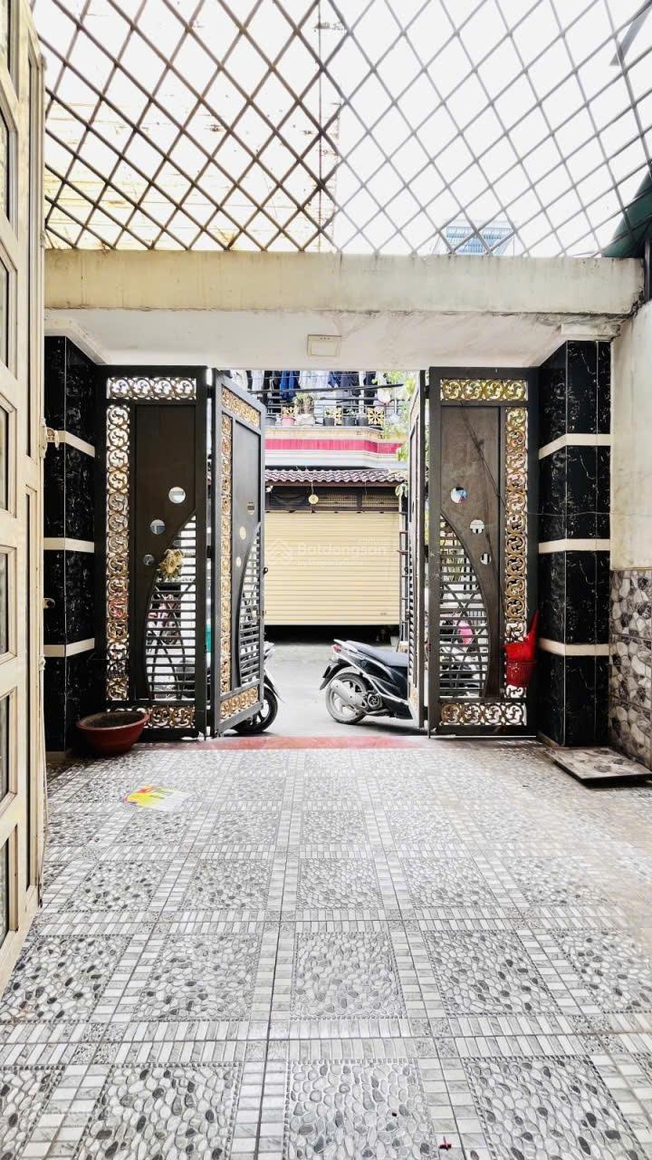 Chuẩn 4*15,nhà 4 tầng,dtsd 160m2, cách lê văn khương 30m,ô tô tận cửa