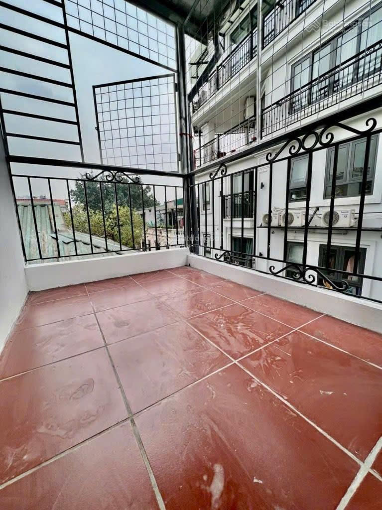 Nhỉnh 6,8 tỷ - nhà Ngõ Quỳnh Bạch Mai - Lê Thanh Nghị, 5 tầng, mặt tiền 3m, nhà đẹp đón Tết